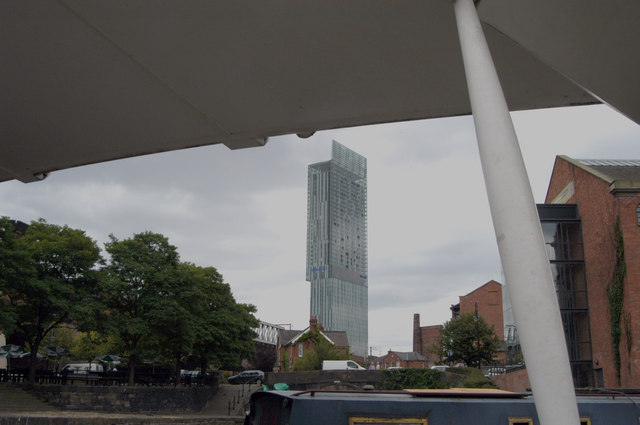 File:Beetham tower Manchester - geograph.org.uk - 514640.jpg