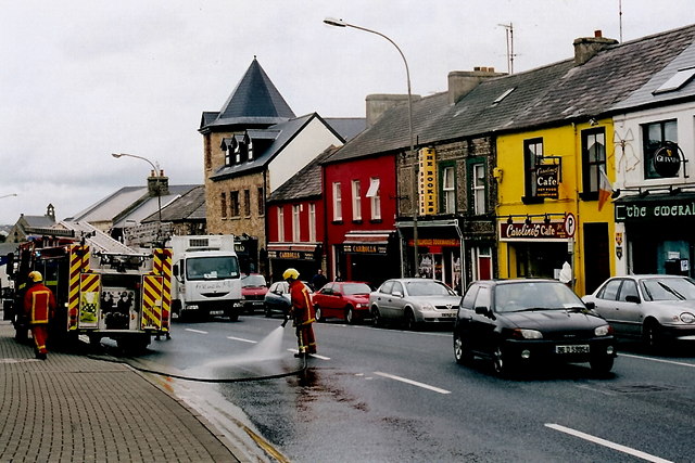 File:Bundoran - Firemen clearing oil spill on N15 ( Main St ) - geograph.org.uk - 1351956.jpg