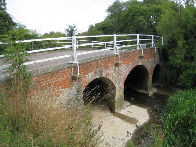 File:Castle Hedingham, River Colne bridge - geograph.org.uk - 1463007.jpg