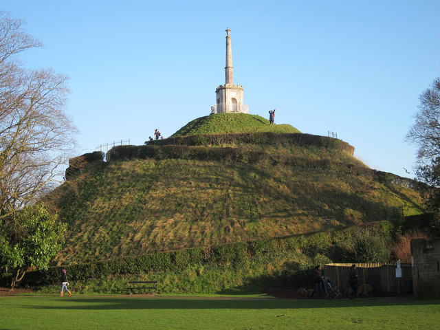 File:Dane John mound - geograph.org.uk - 2277355.jpg