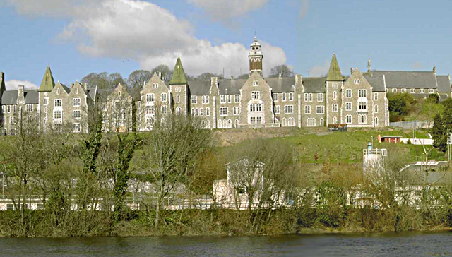 File:Disused Hospital, Cork City - geograph.org.uk - 755139.jpg