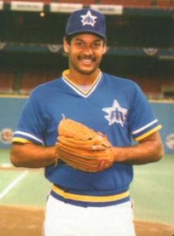 <span class="mw-page-title-main">Edwin Núñez</span> Puerto Rican baseball player (born 1963)