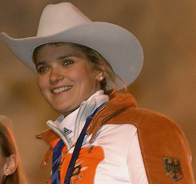 File:Erdmann 2002 Winter Olympics two-woman bobsledding medalists (cropped).jpg