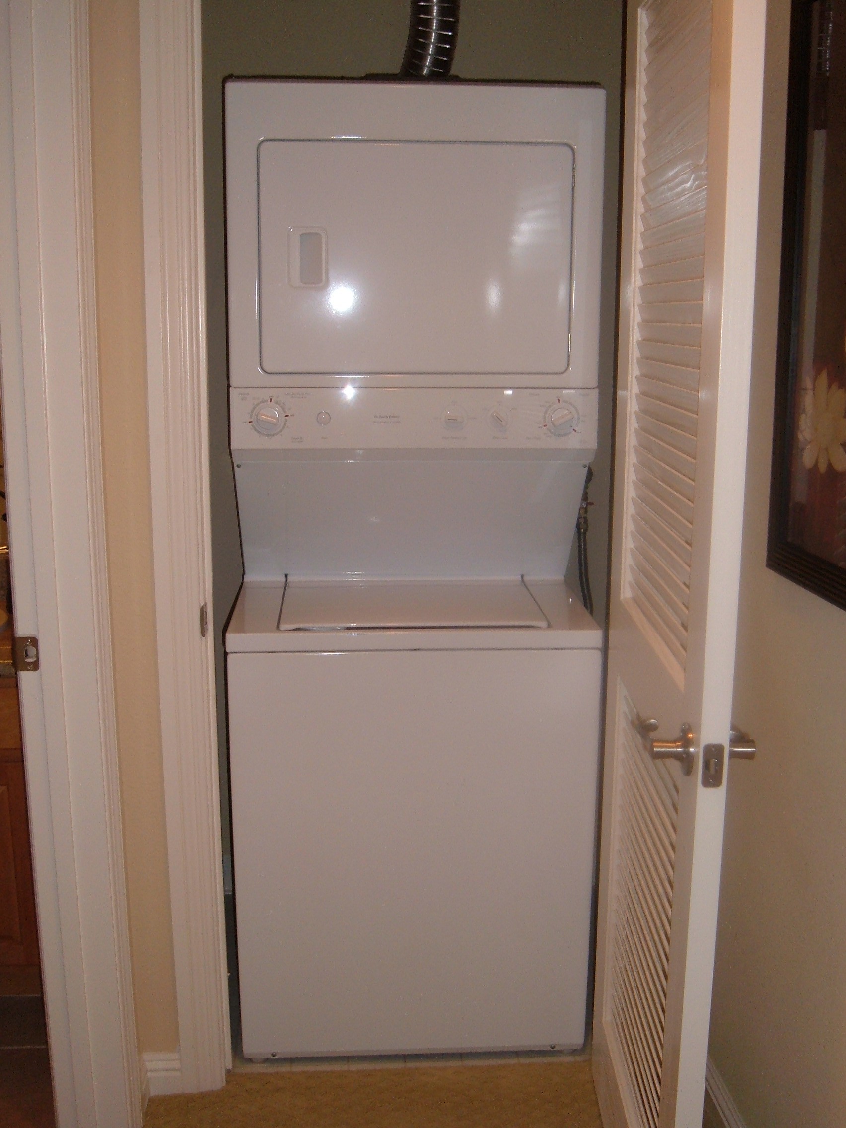 file-ge-spacemaker-washer-and-dryer-combo-jpg-wikimedia-commons