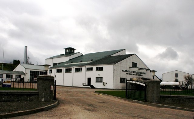 File:Glenallachie Distillery - geograph.org.uk - 1229091.jpg