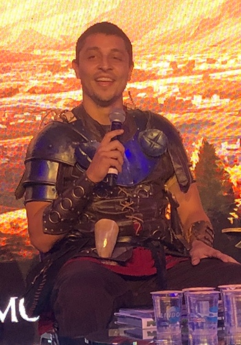 File:Guilherme-dei-svaldi-ccxp-2018.png