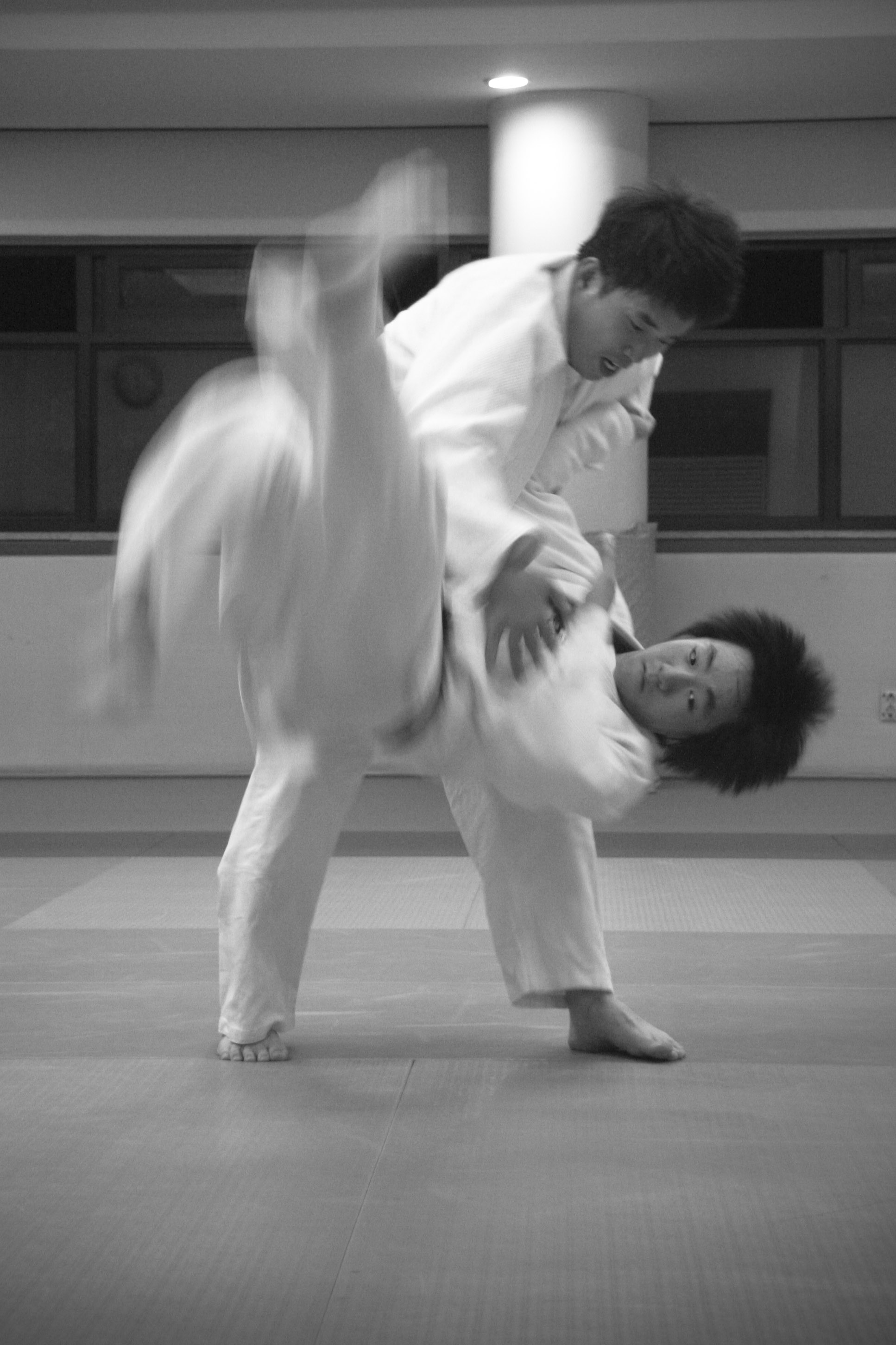 Download File:Judo throw 01.jpg - Wikimedia Commons