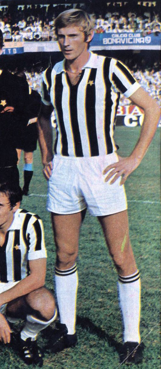 File:Juventus FC 1970-71.jpg - Wikimedia Commons