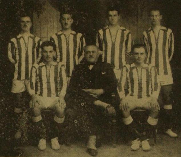 File:Olympiacos S.C. first volleyball team.jpg