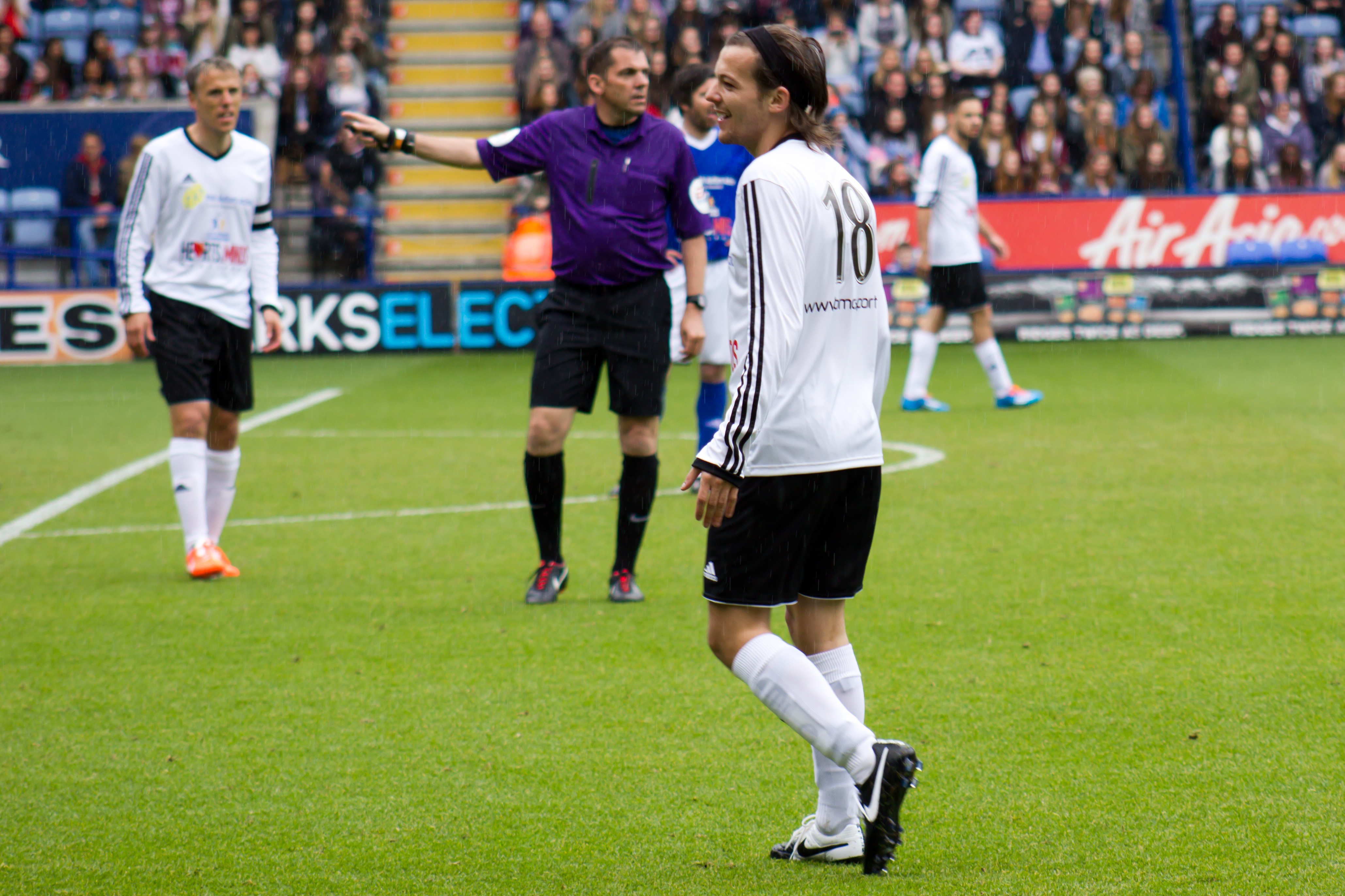 Phil Neville, Phil Dowd & Louis Tomlinson (14091483109)