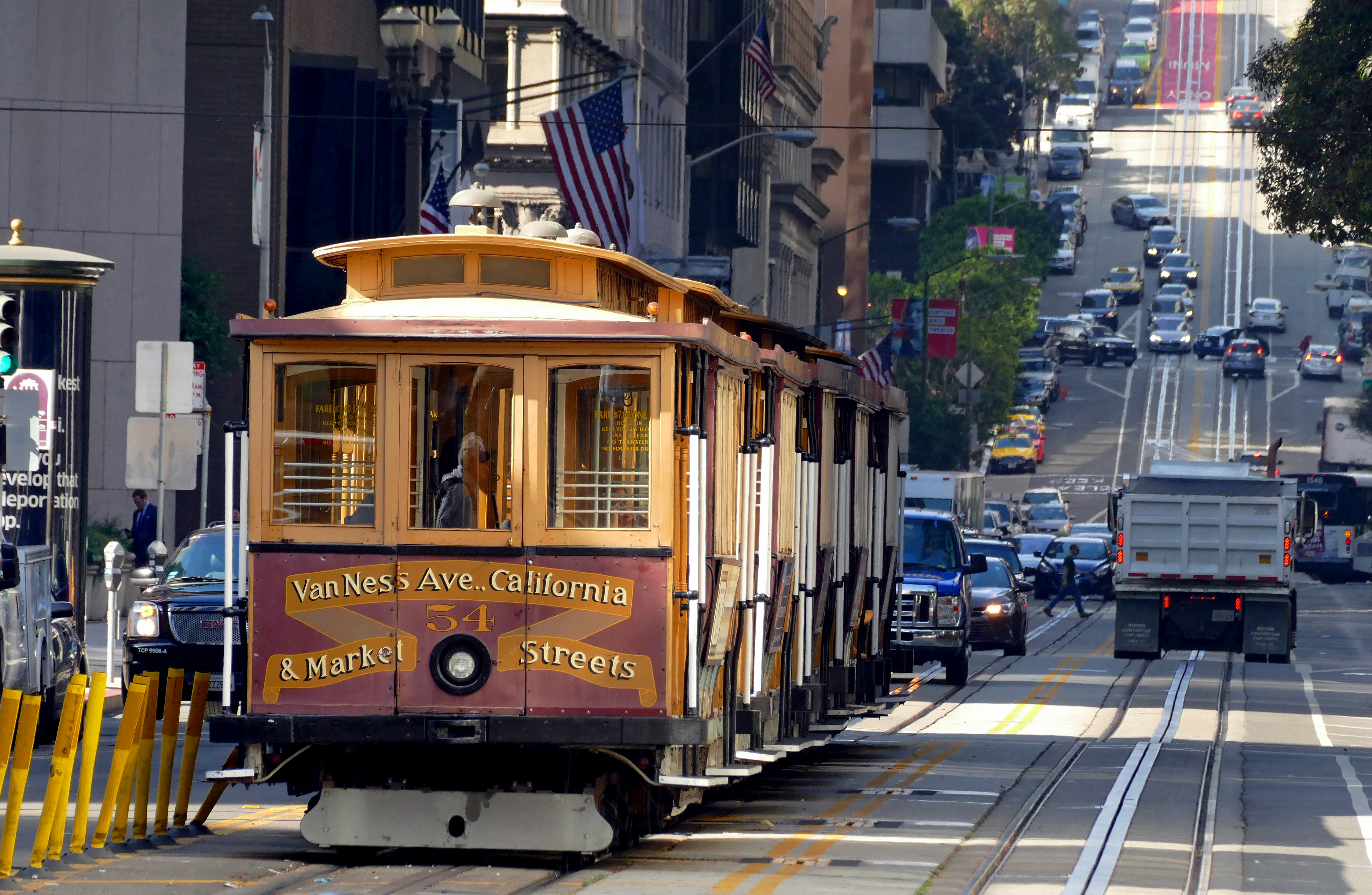 are dogs allowed on cable cars in san francisco