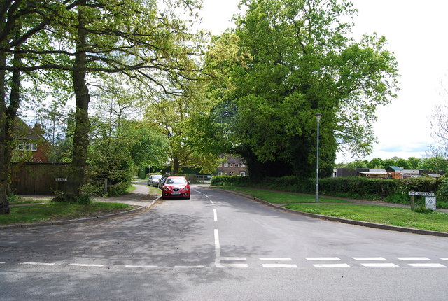 File:The Hordens, Barns Green - geograph.org.uk - 1293520.jpg