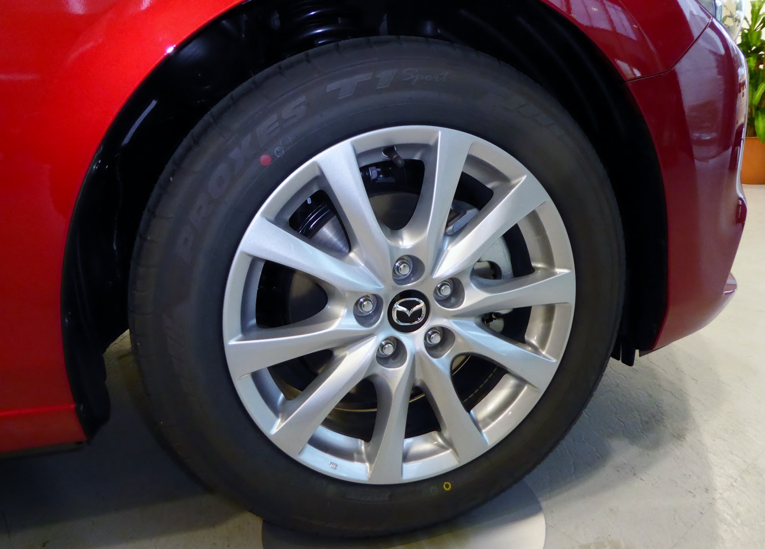 File The Tire Wheel Of Mazda Atenza Sedan 20s Proactive Gj Jpg Wikimedia Commons