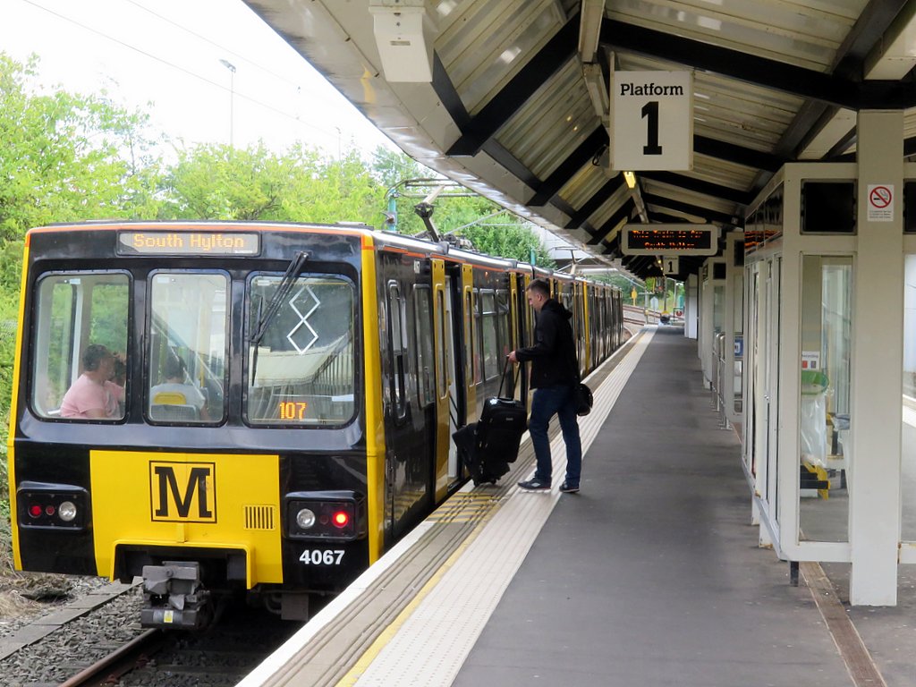 Newcastle Airport Metro station