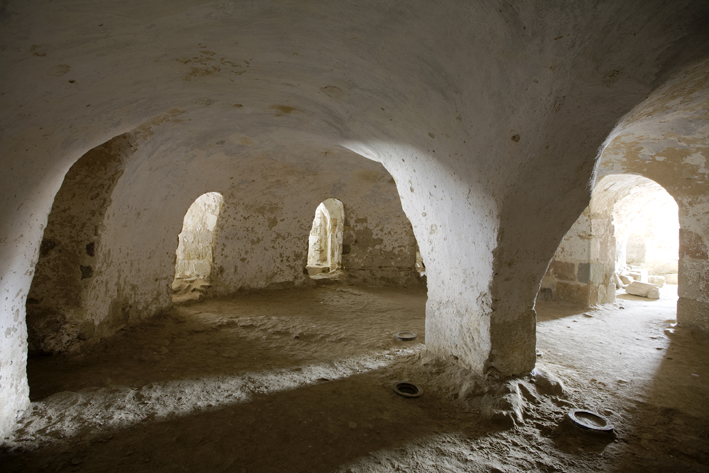 File:Uzerche, Église Saint-Pierre-PM 18549.jpg