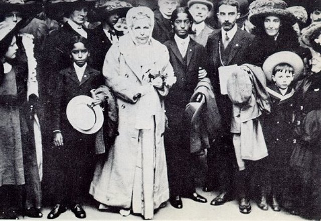 File:Annie-Besant-J-Krishnamurti-Ernest-Wood.jpg