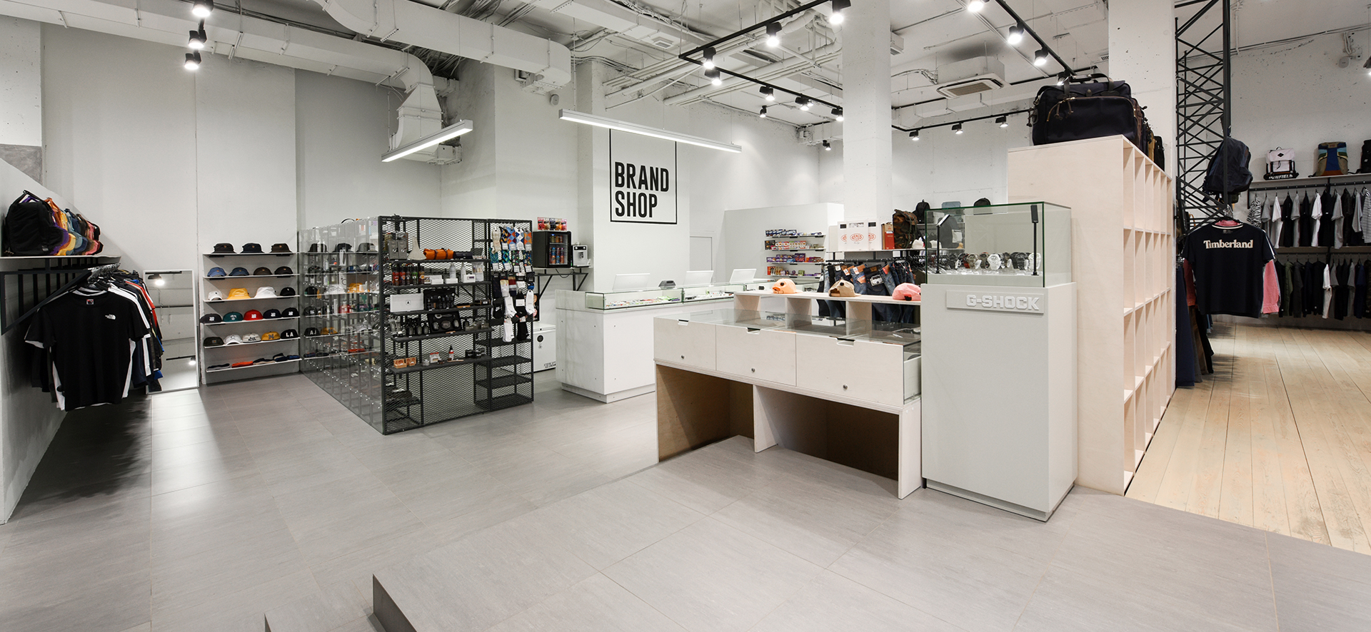 Бренд шоп. Brandshop Петровский. Brandshop, Москва, Петровский бульвар. Brandshop магазин. Магазин бренд шоп в Москве.