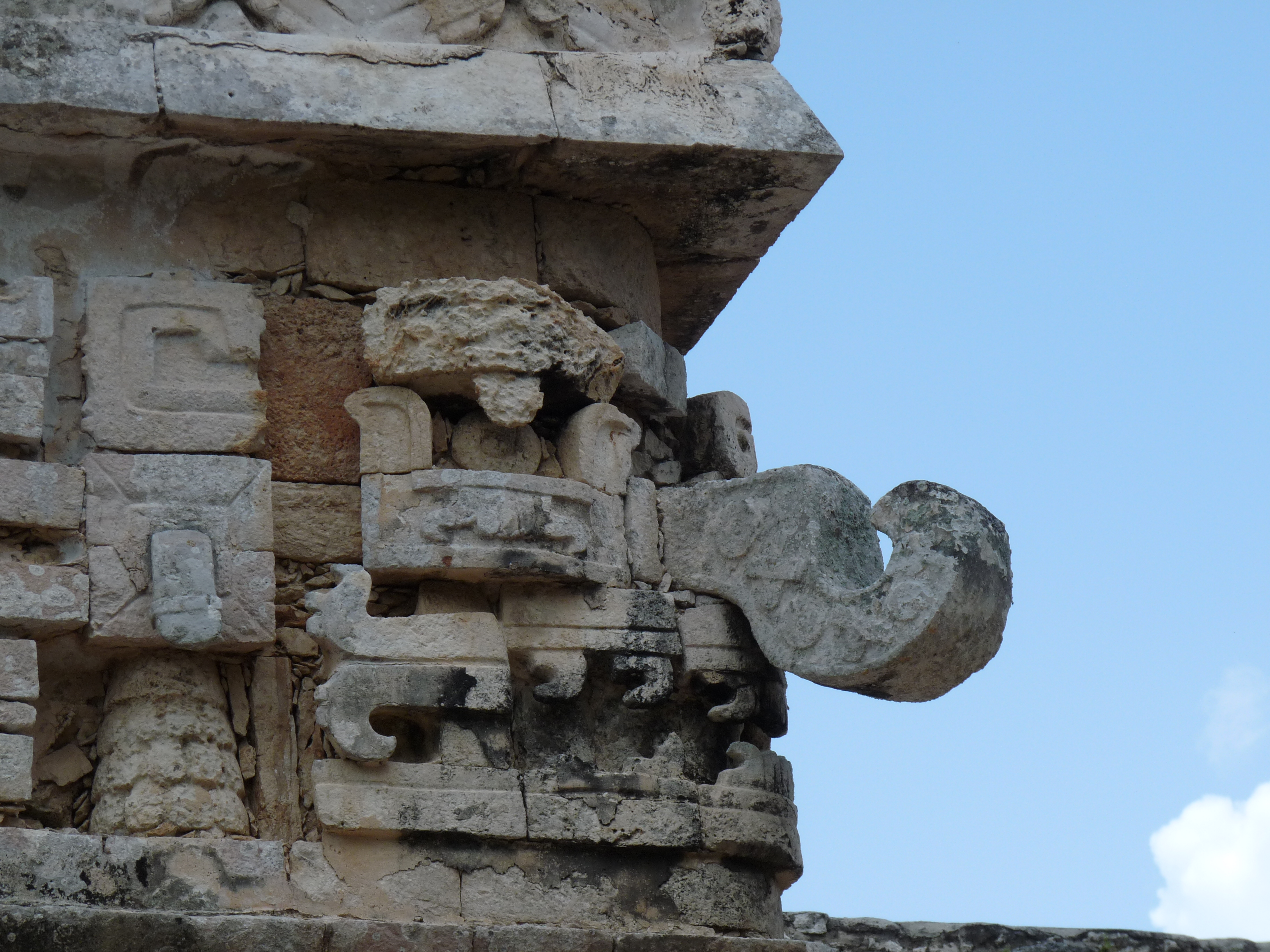 File:Chac (La Iglesia, Chichén Itzá).JPG - Wikimedia Commons