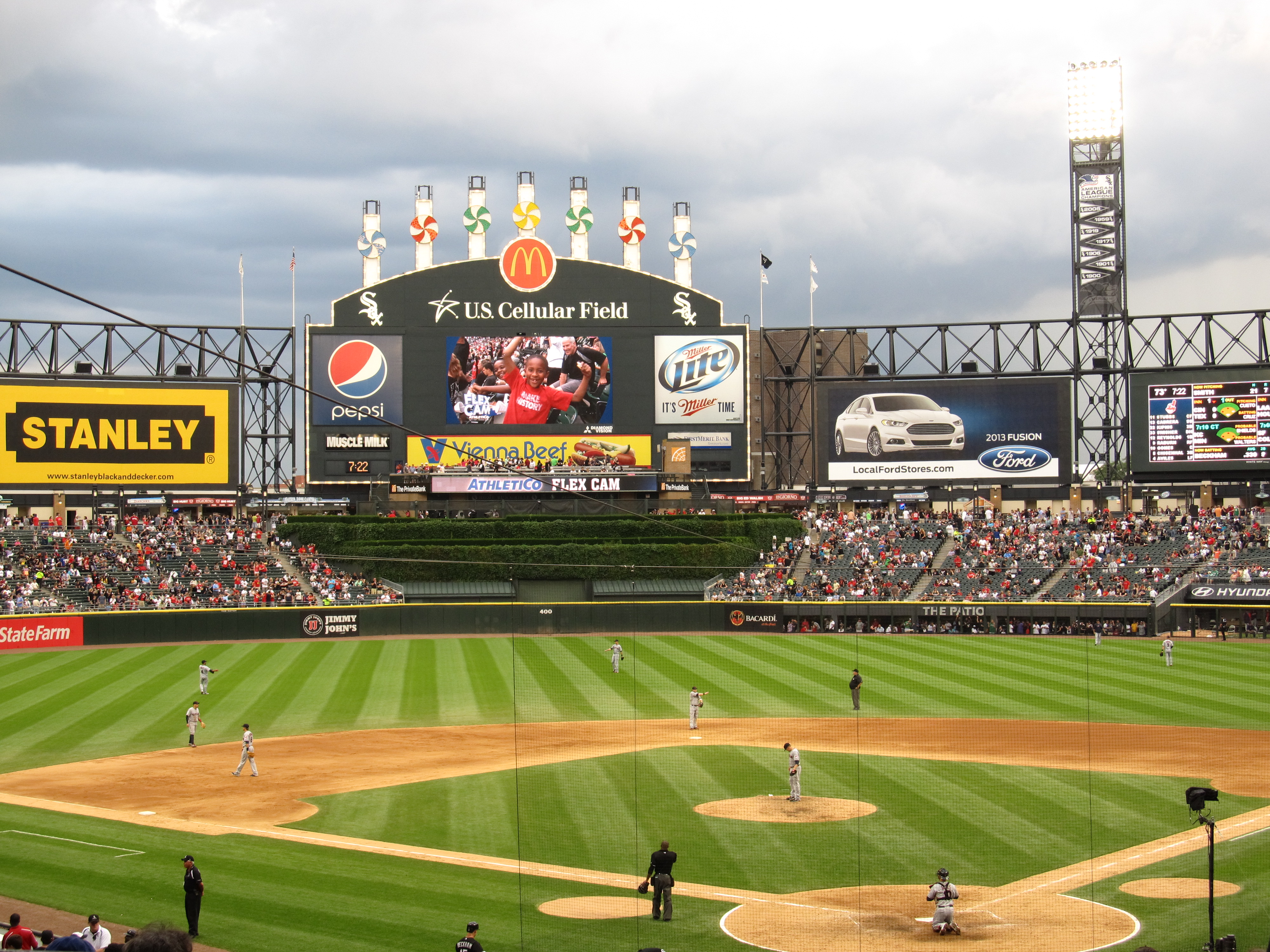 File:Cleveland Indians v. Chicago White Sox, U.S. Cellular Field