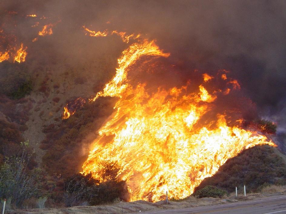 Near the fire. Огонь недалеко. Megafires. Дай Fire. Megafires in California.