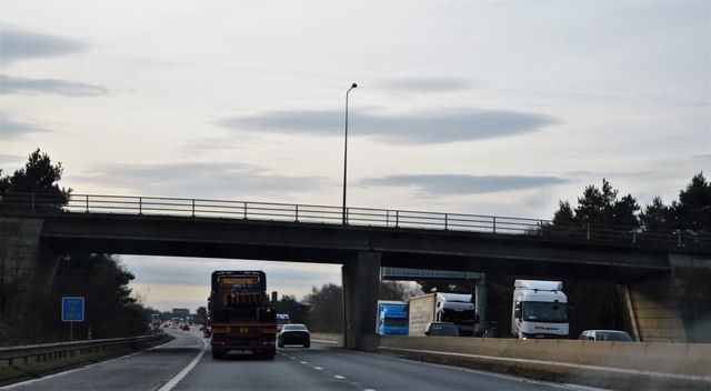 File:Epworth Road Bridge, M18 - geograph.org.uk - 5442366.jpg