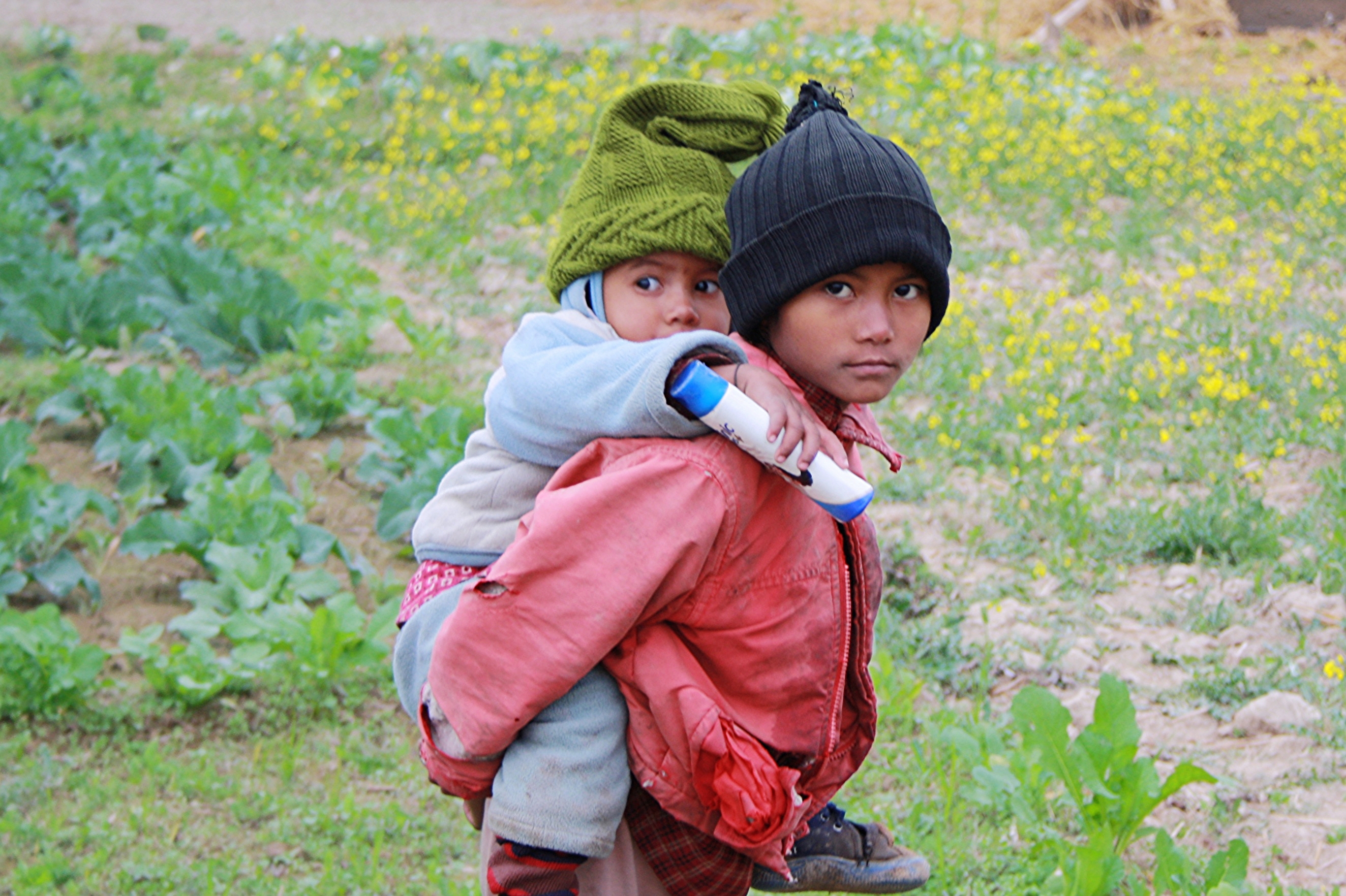 Carrying child. Piggyback Transportation. Piggyback" Transportation Canada.