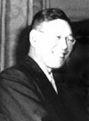 Hayato Ikeda ontmoet Joseph Dodge cropped.jpg