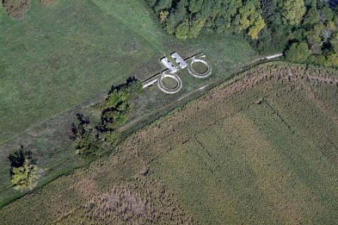 File:Keszthely-Fenékpuszta (Castellum) - aerial photograph- south gate.jpg