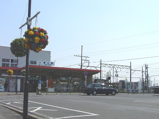 File:Kintetsu-Kanie stn.jpg