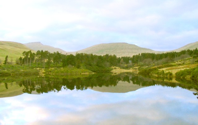 Lower Neuadd Reservoir - geograph.org.uk - 18556