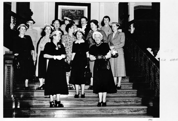 File:Queensland State Archives 4635 Opening of Parliament group August 1952.png