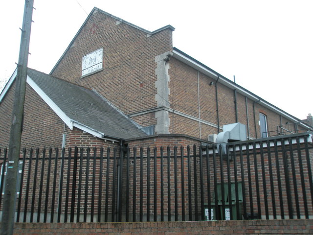 File:Rear of Masonic Hall, Cosham - geograph.org.uk - 730086.jpg