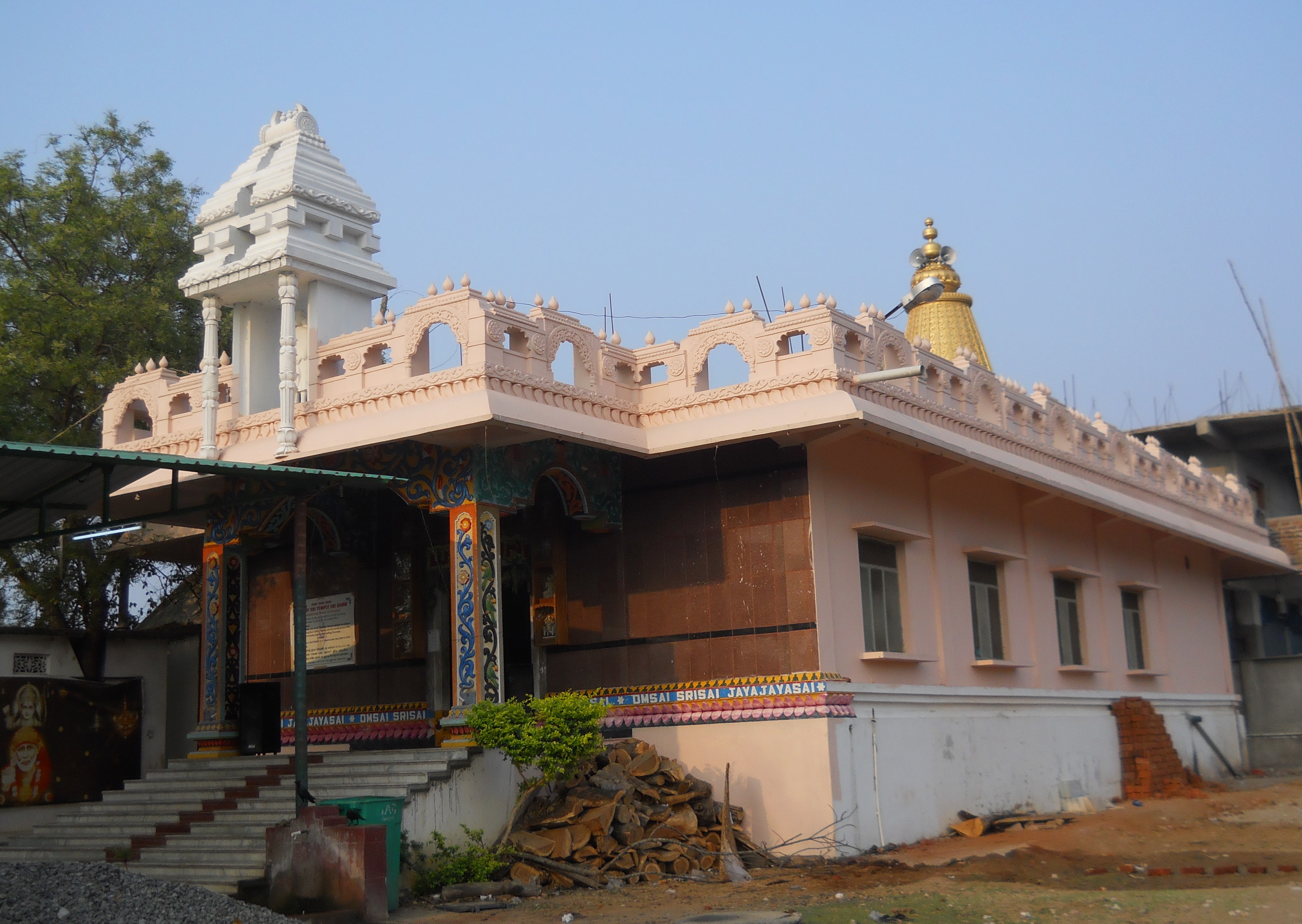 Shiridi Sai Temple, Gunupur.jpg. 