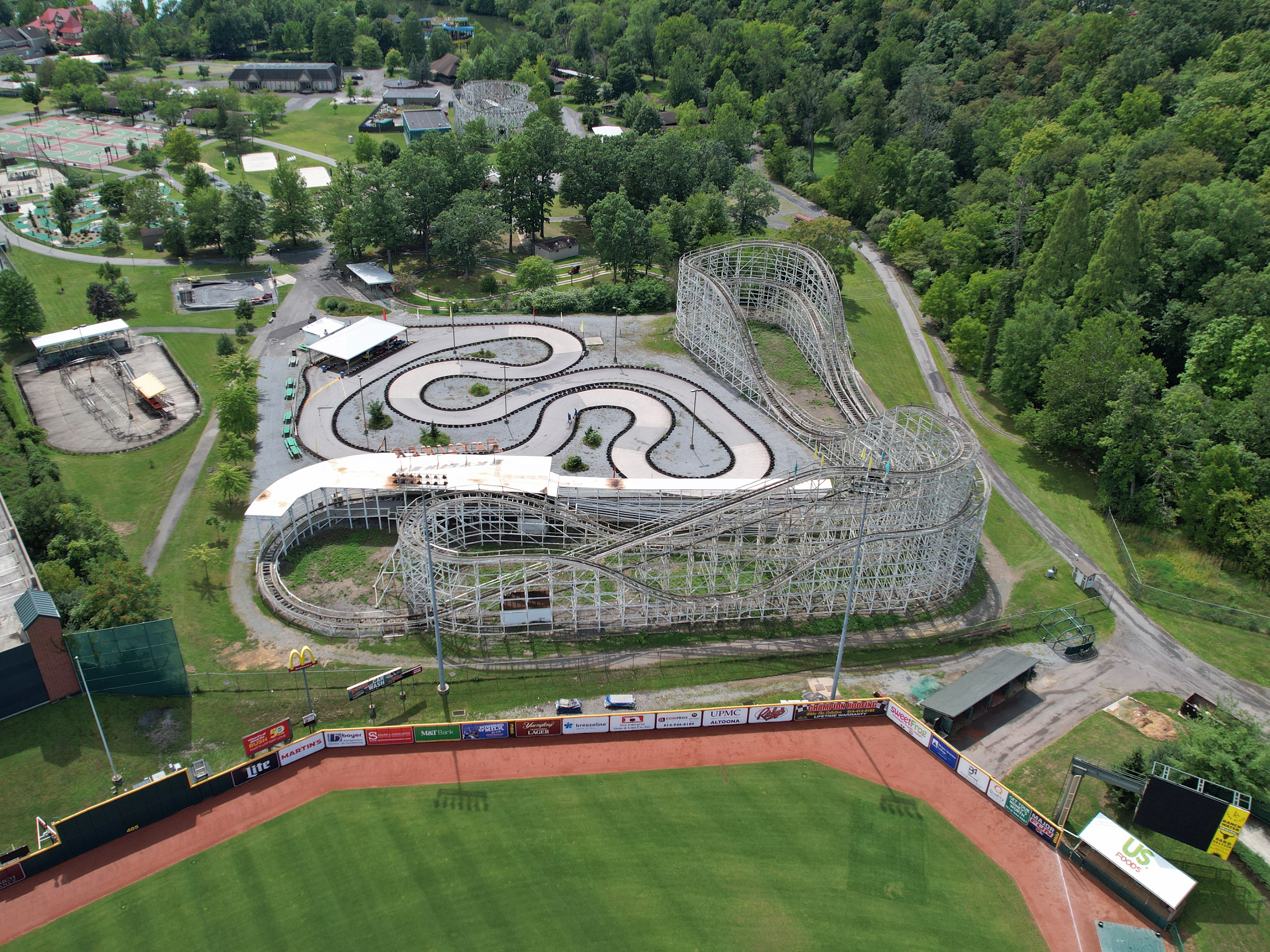 Skyliner roller coaster Wikipedia