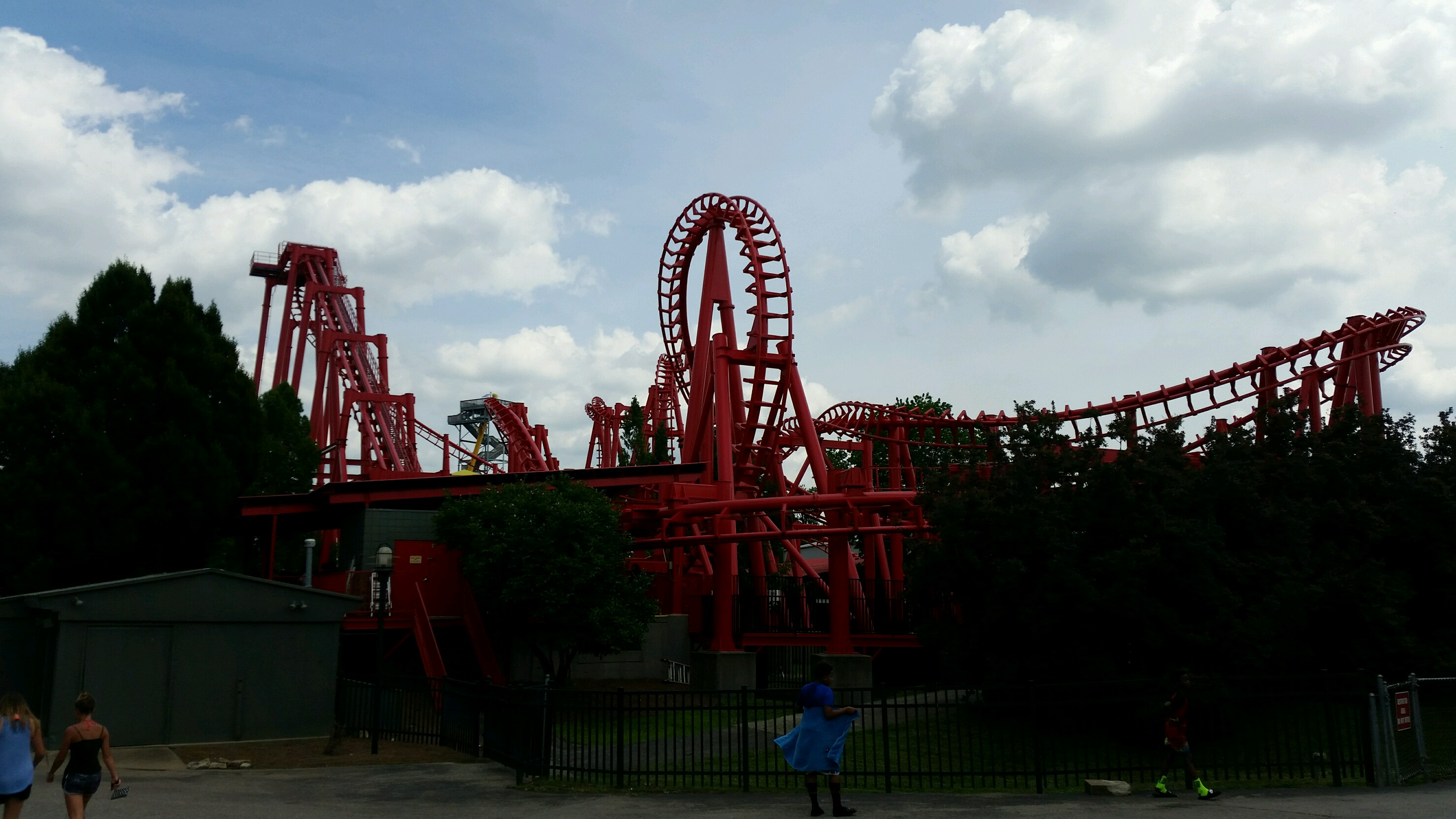 T3 (roller coaster) - Wikipedia