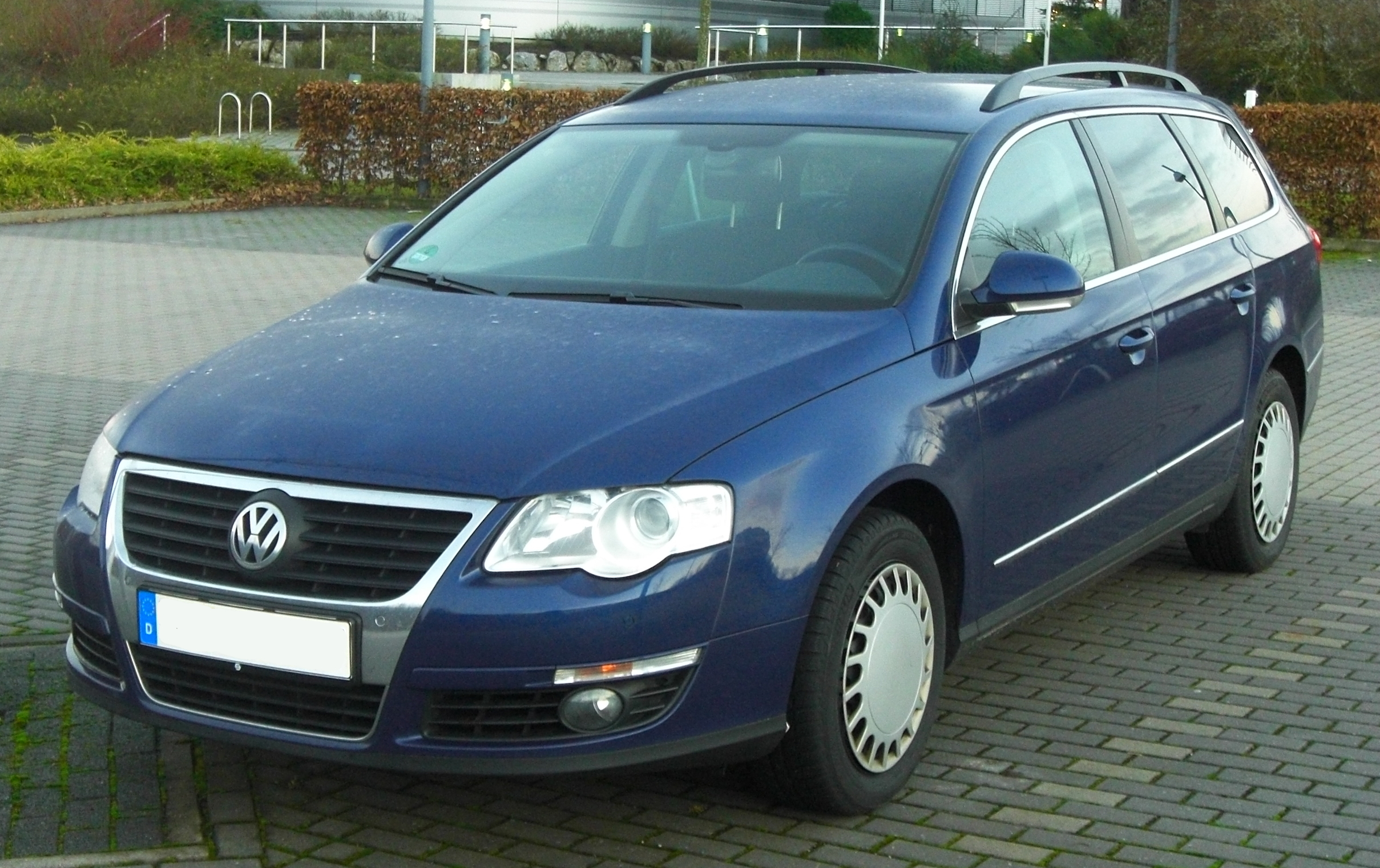 File:VW Passat B6 Variant (seit 2005) front MJ.JPG - Wikimedia Commons