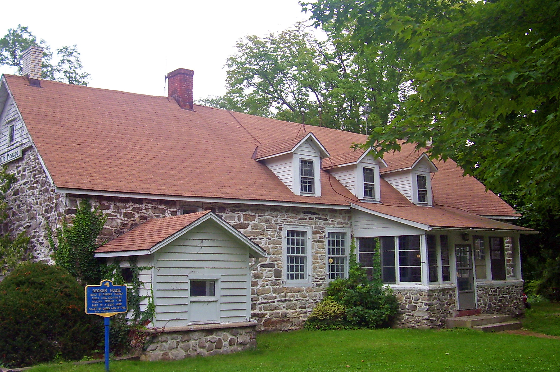 William's houses. Декер Хаус. Деккер дом. WM House.