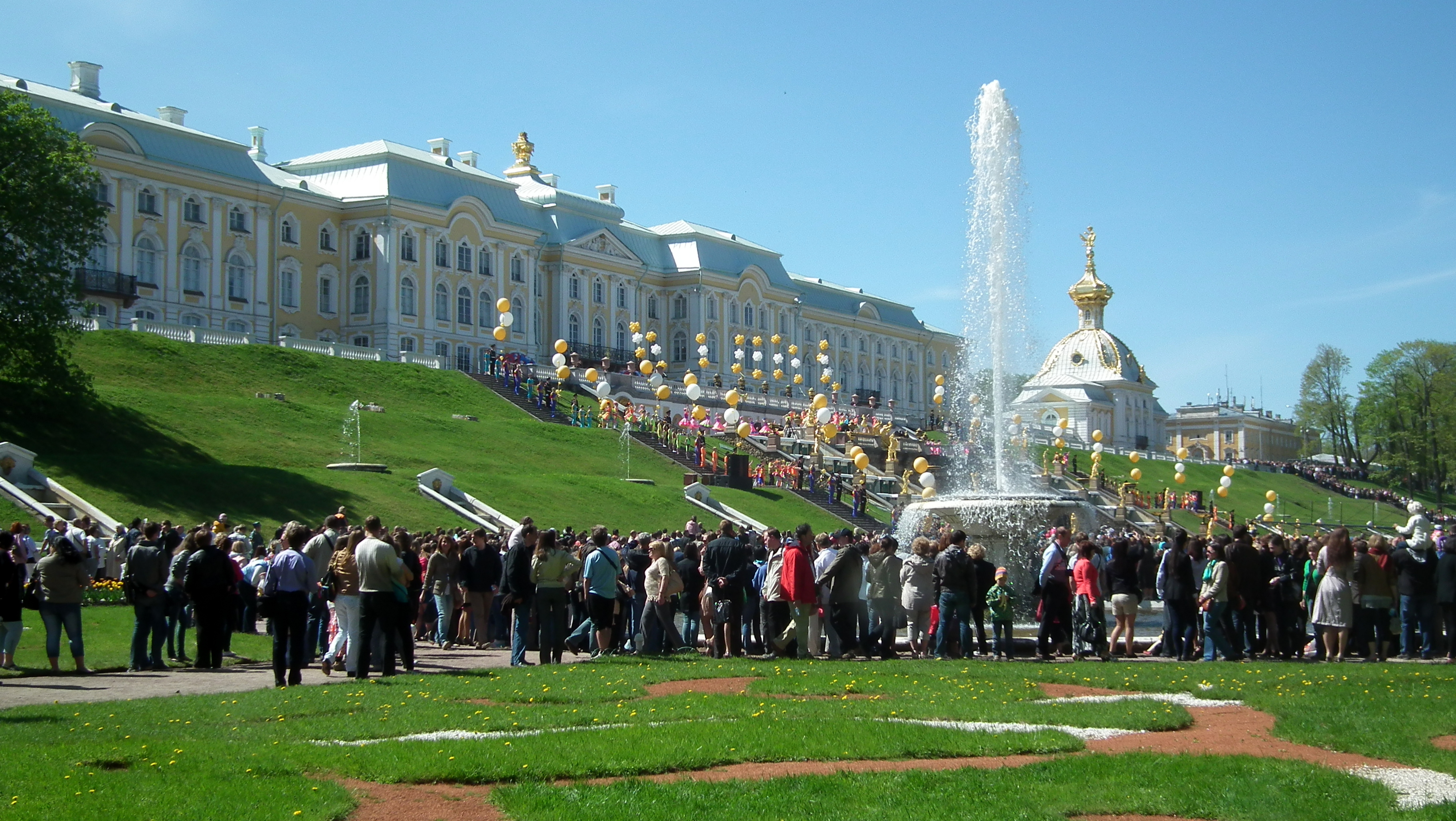 Открытие фонтанов в 2023 году. Открытие фонтанов в Санкт-Петербурге. Открытие фонтанов фото. Открытие фонтанов май 1983. Открытие фонтана в Колпино.