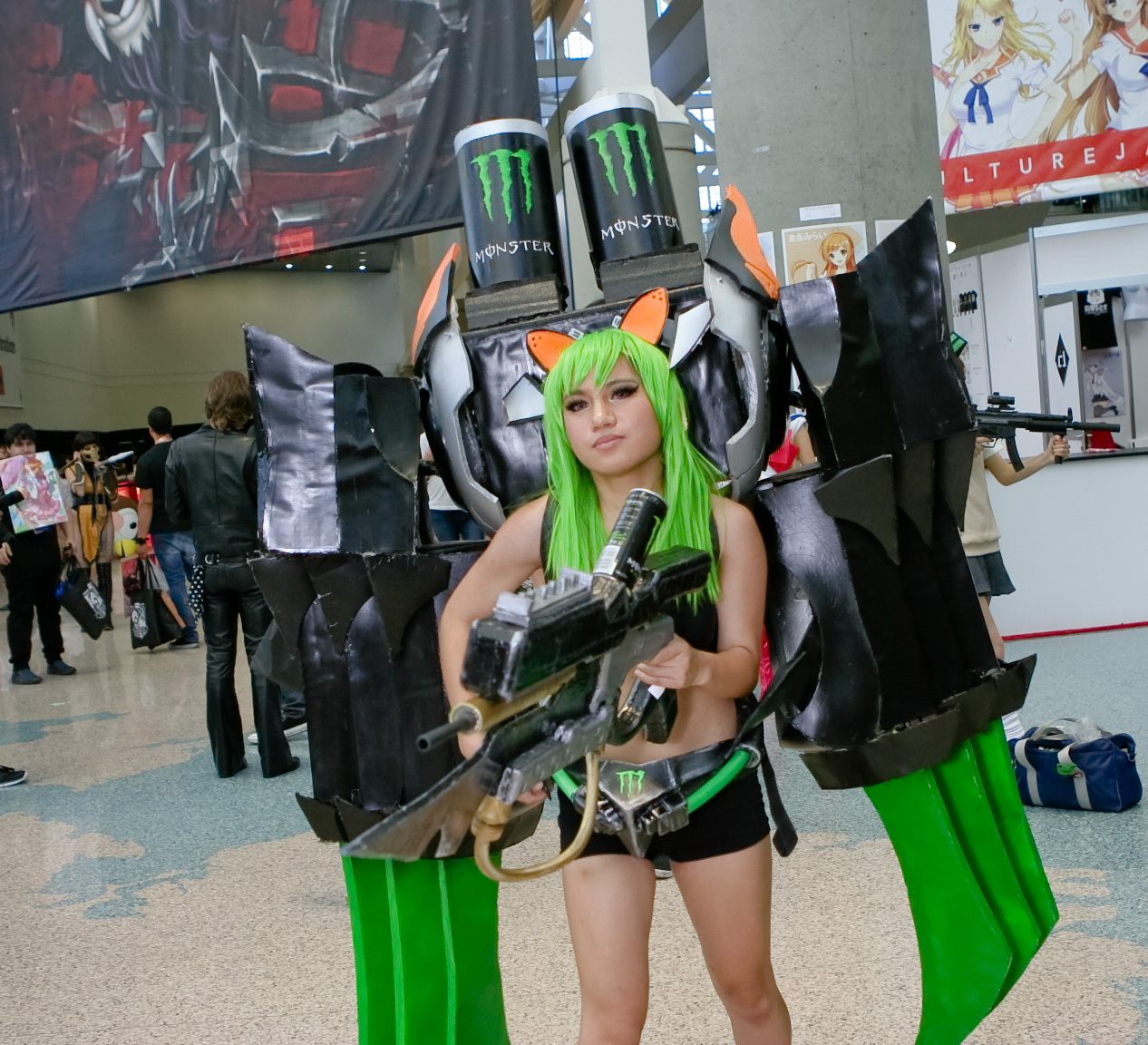 File Anime Expo 15 Monster Drink Hunter Jpg Wikimedia Commons