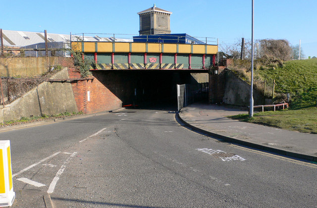 File:Ashford, Newtown Road Railway Bridge - geograph.org.uk - 915802.jpg