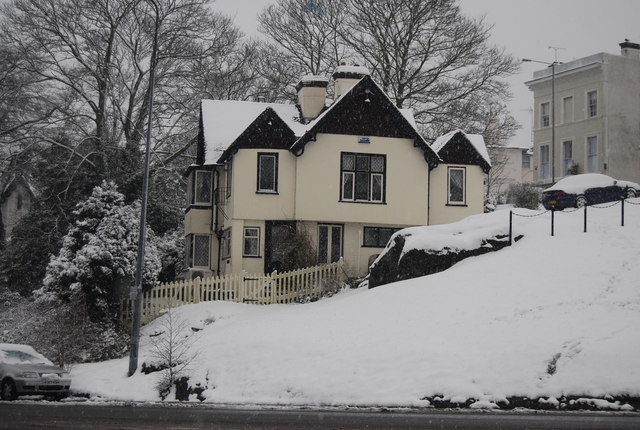 File:Belleville Cottage - geograph.org.uk - 1149780.jpg