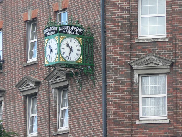 File:Bow, Minnie Lansbury memorial clock - geograph.org.uk - 863910.jpg