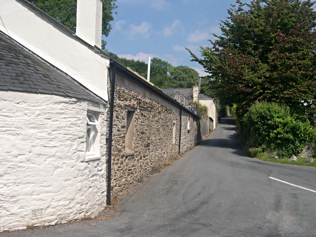 File:Buildings at Weir Key - geograph.org.uk - 326407.jpg