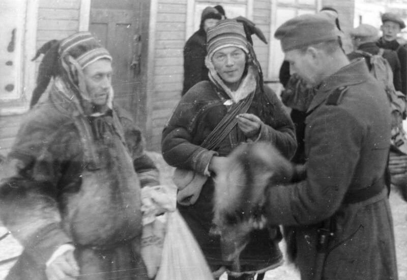 File:Bundesarchiv Bild 101I-764-0479-31A, Norwegen, Soldat mit Lappen.jpg