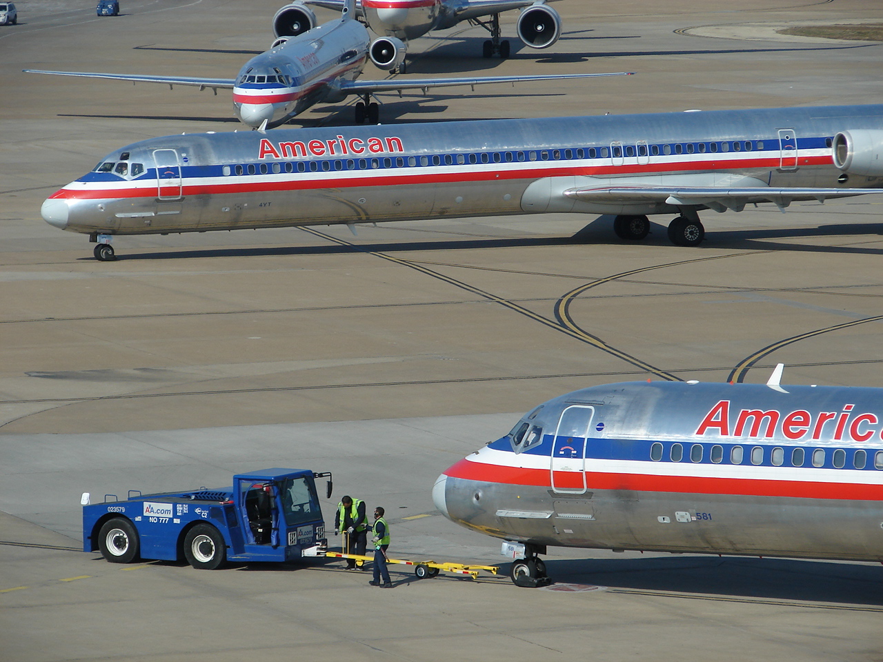 DFW busy? Never (13010843365).jpg