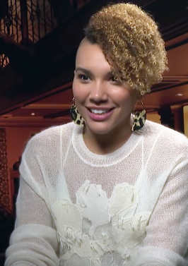 File:Emmy raver lampman 2019 mtv.png