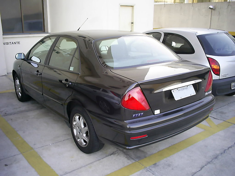 File:Fiat Marea 1.8 16V 2002 facelift.jpg