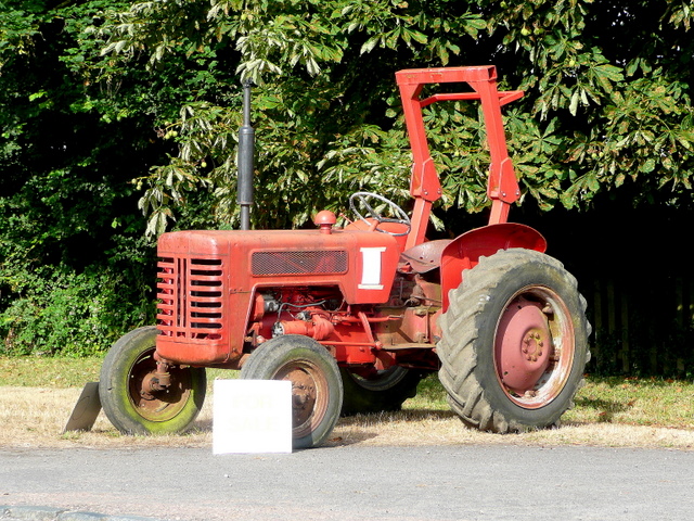 File:International Harvester tractor for sale - geograph.org.uk - 1960623.jpg