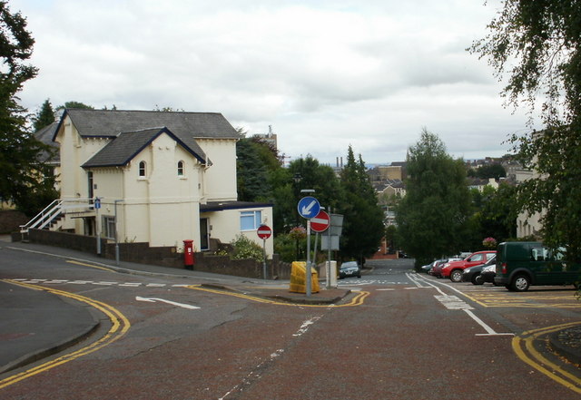 File:Junction of Gold Tops and Godfrey Road, Newport - geograph.org.uk - 1448233.jpg
