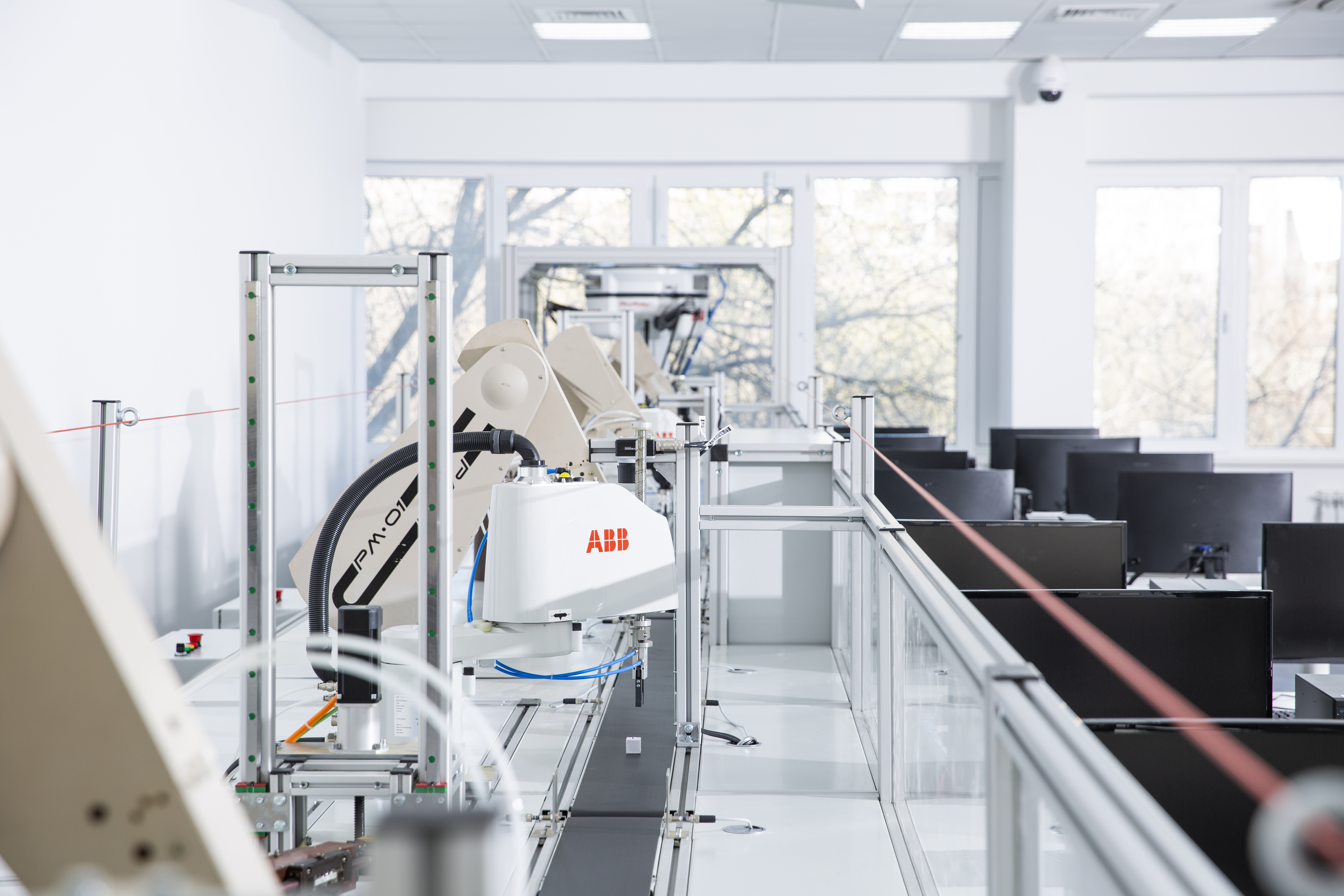 MIREA Laboratory Industry 4.0. Digital robotic manufacturing 5.jpg